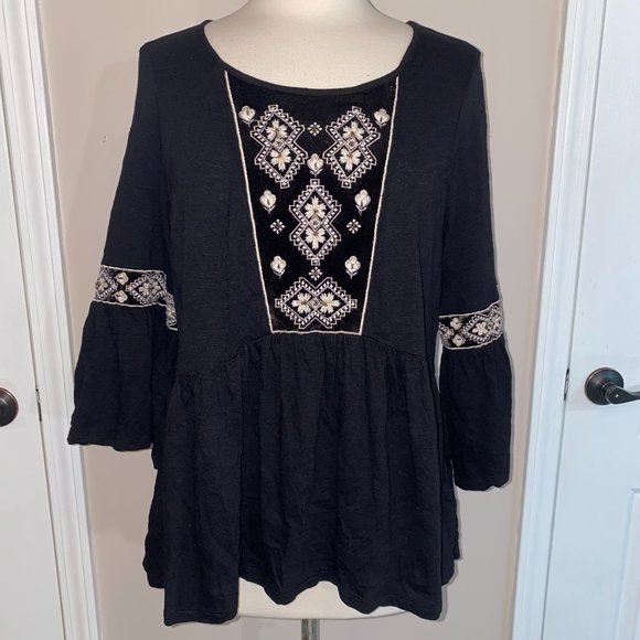 ND New Directions Tops - BOHO top  New Directions Curvy velvet beaded skirted 0X EUC